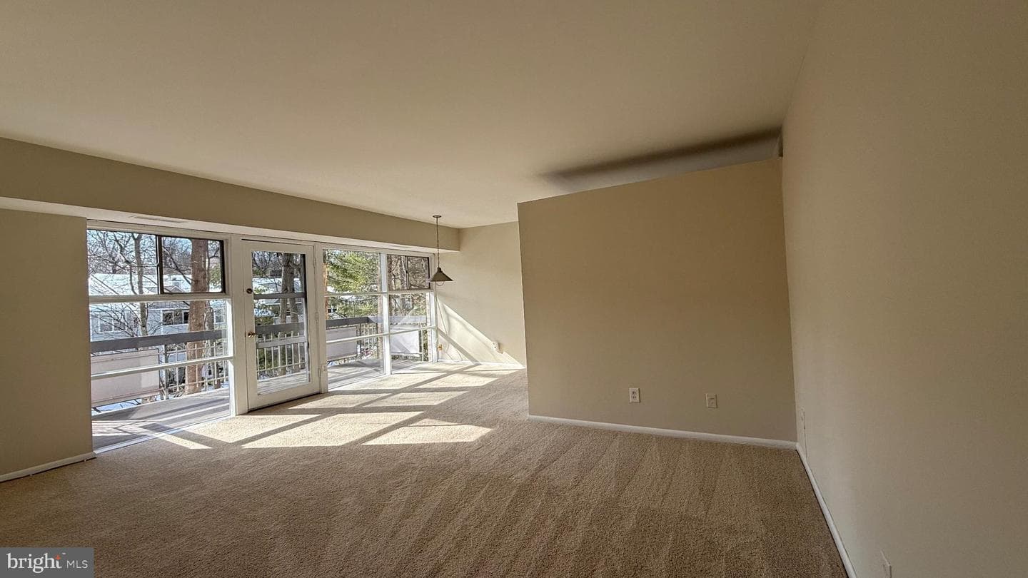 7717 Donnybrook Court #103 photo 6