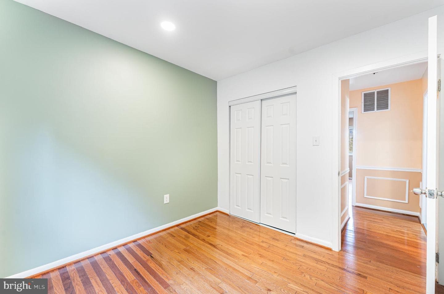 7432 Larne Lane photo 17