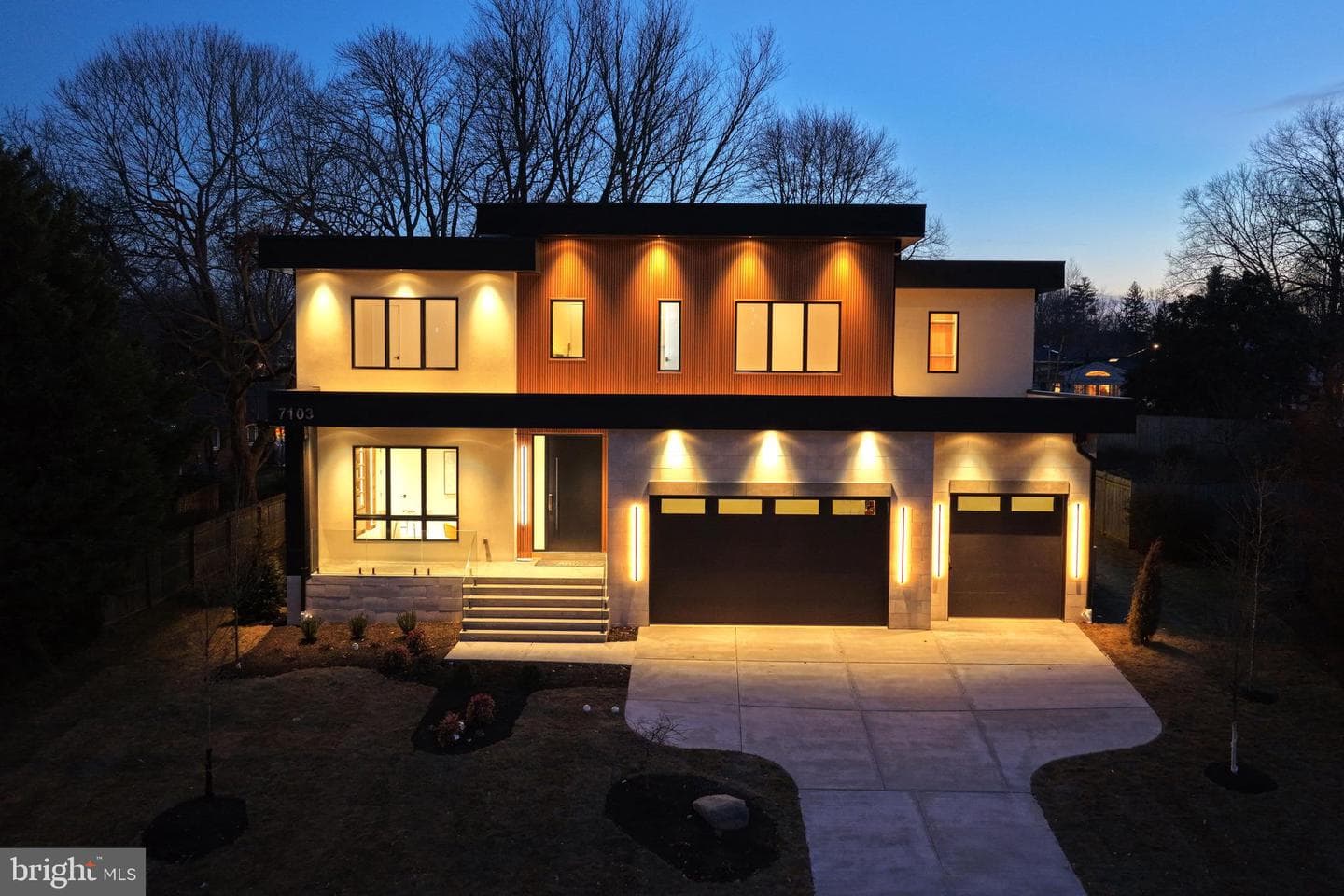 7103 Westbury Road photo 3