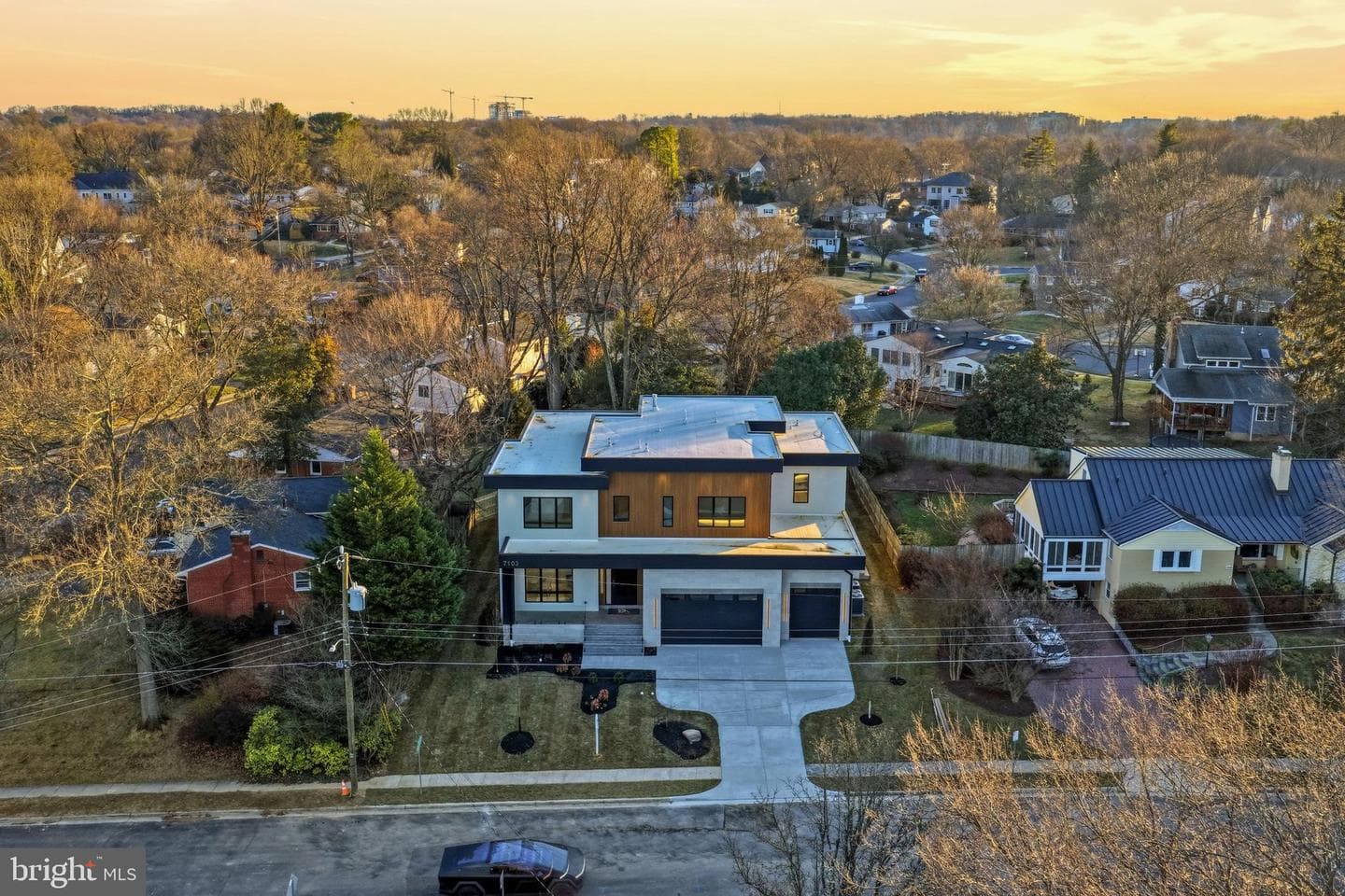 7103 Westbury Road photo 92