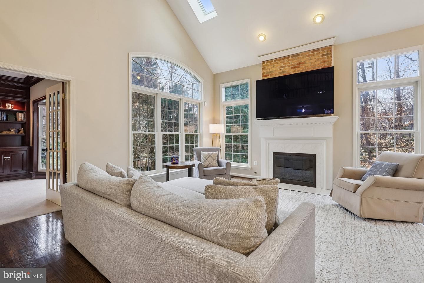 8514 Oak Chase Circle photo 10