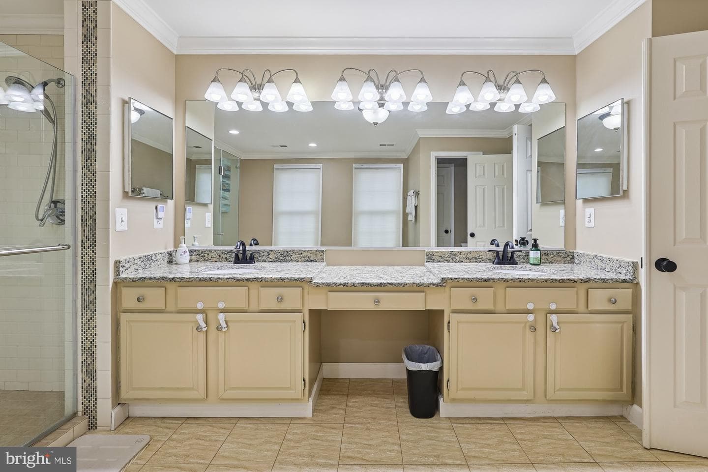 8514 Oak Chase Circle photo 24