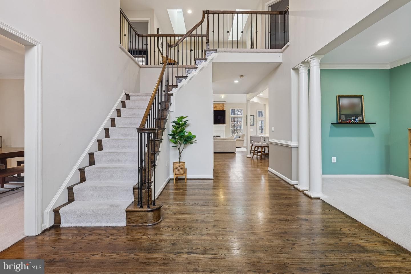 8514 Oak Chase Circle photo 4