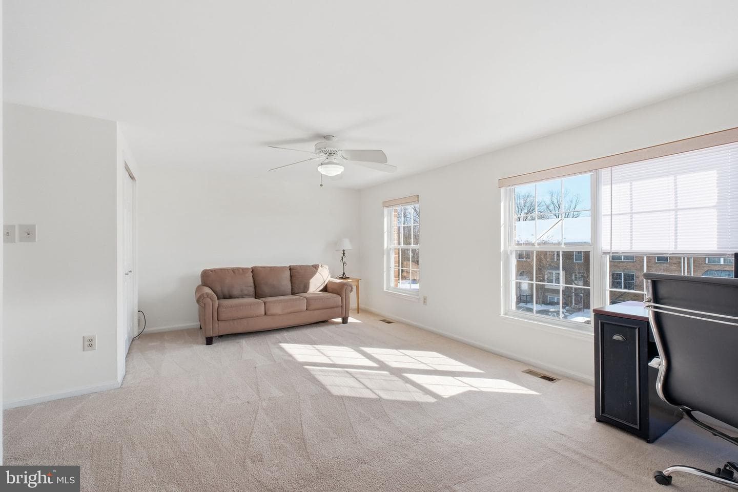 5206 Leeward Lane photo 32