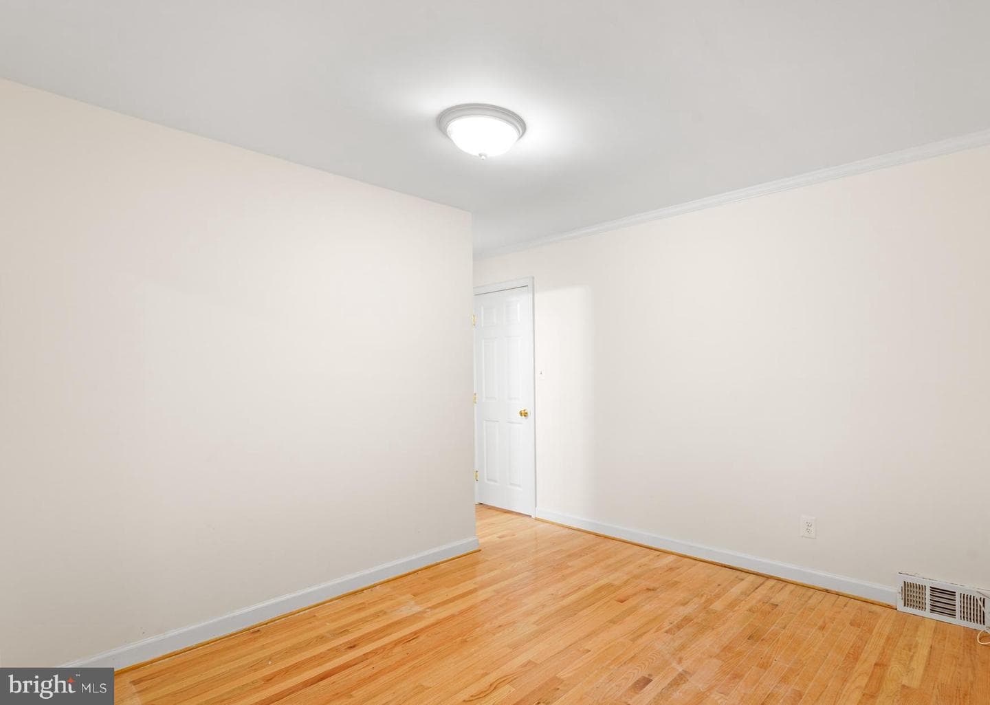 7423 Exmore Street photo 25