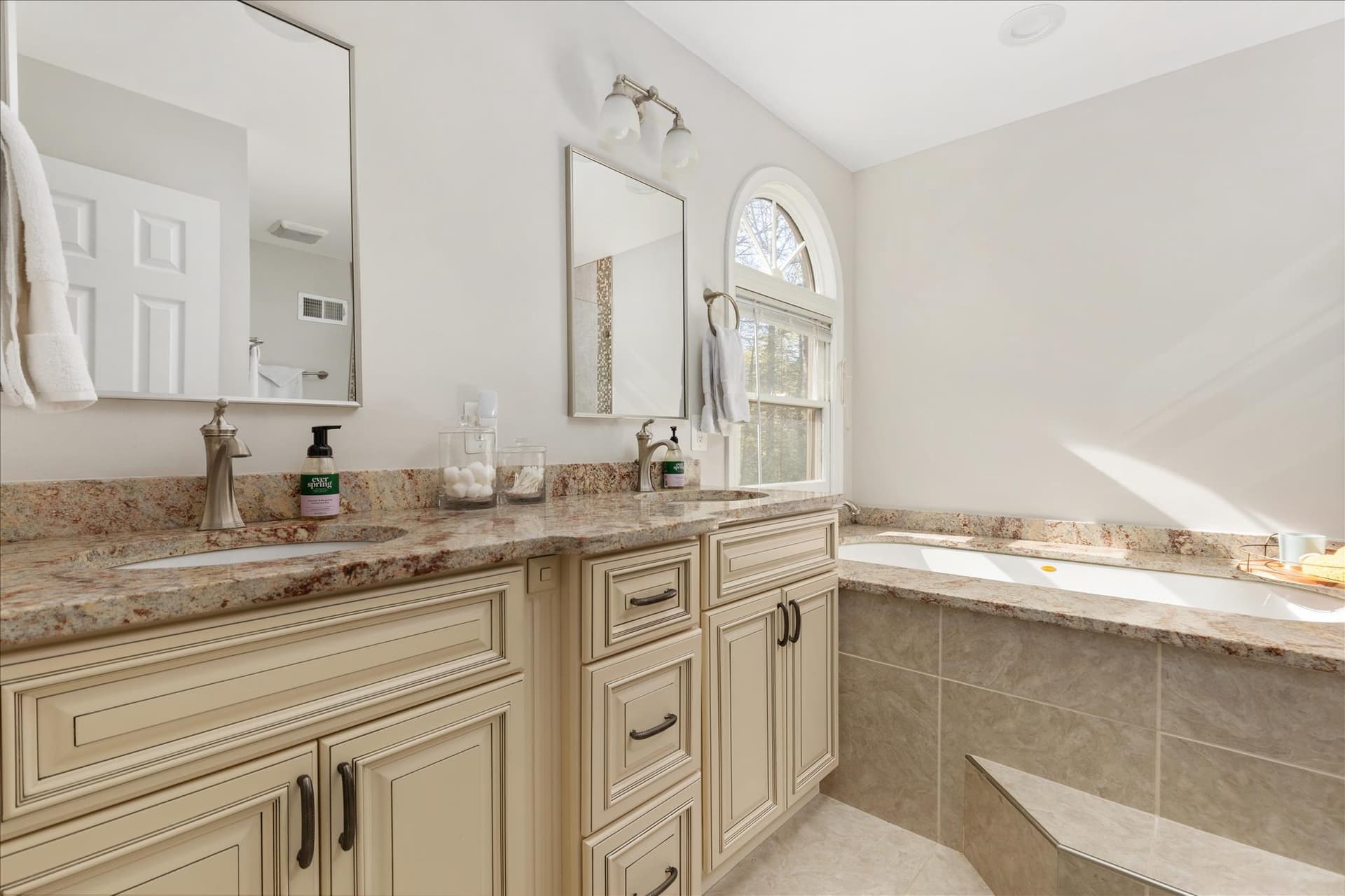 7917 Donegal Ln photo 29