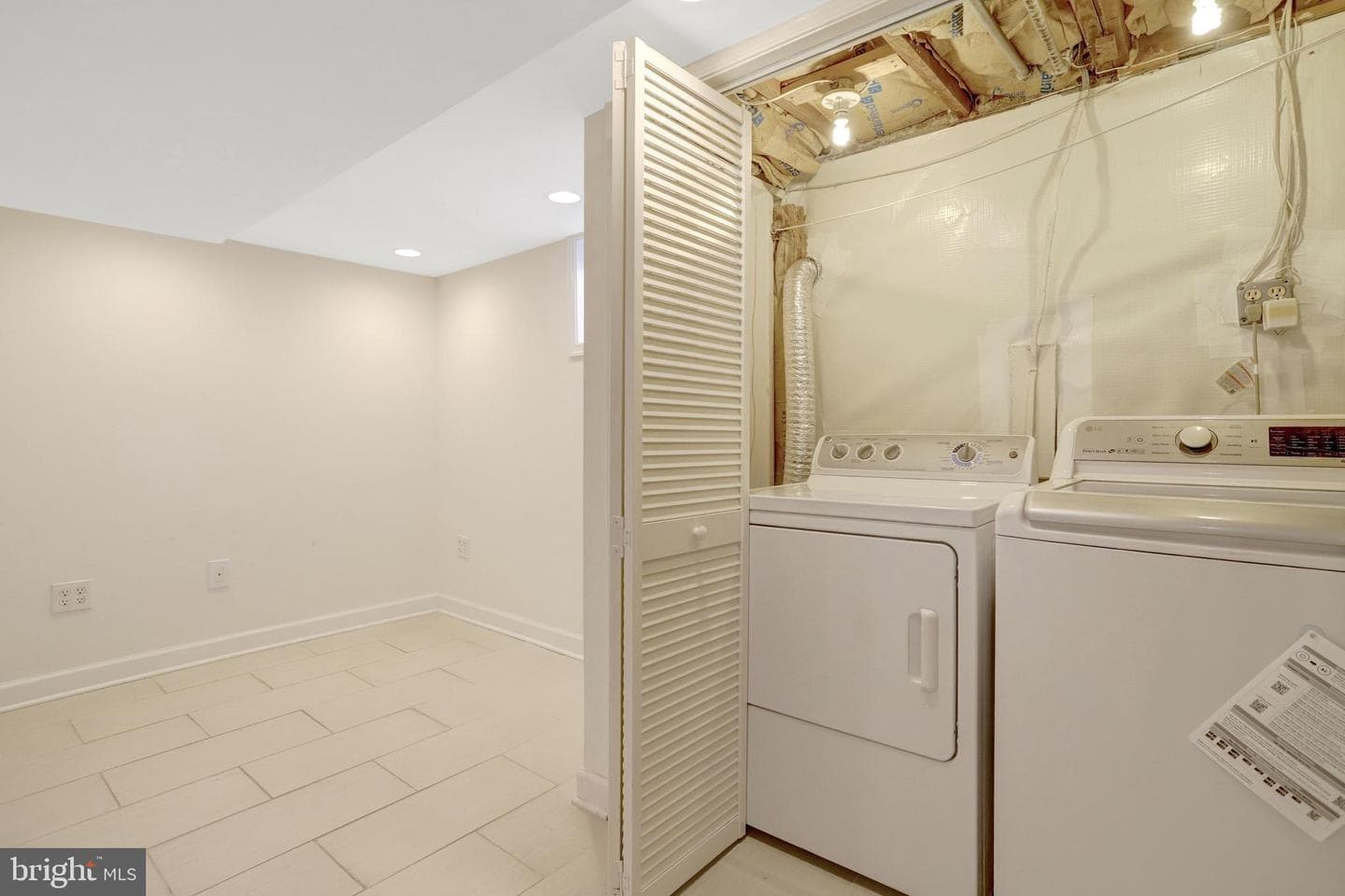 6070 Wooten Drive photo 25