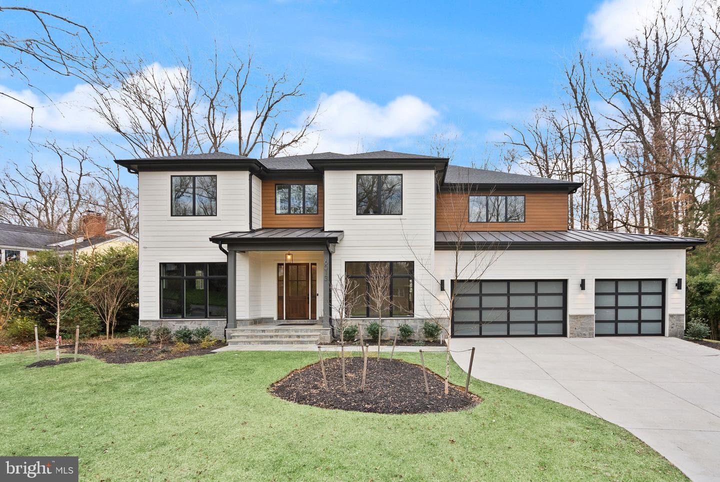 6013 Woodland Ter, Mclean