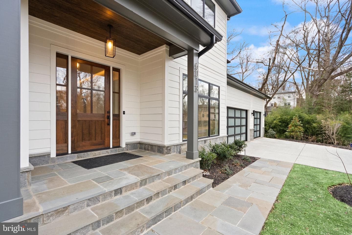 6013 Woodland Terrace photo 4