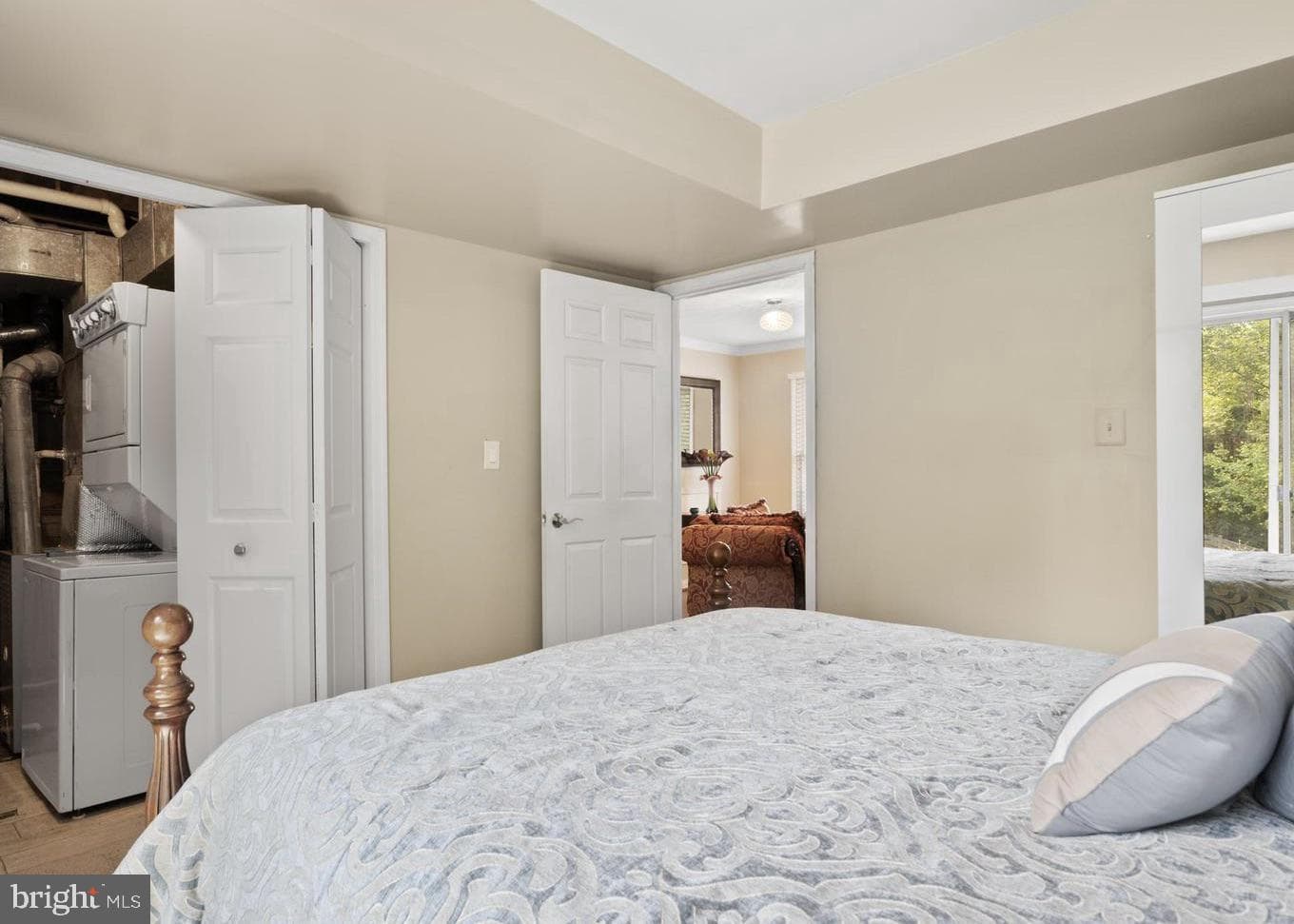 13515 King Charles Drive photo 16