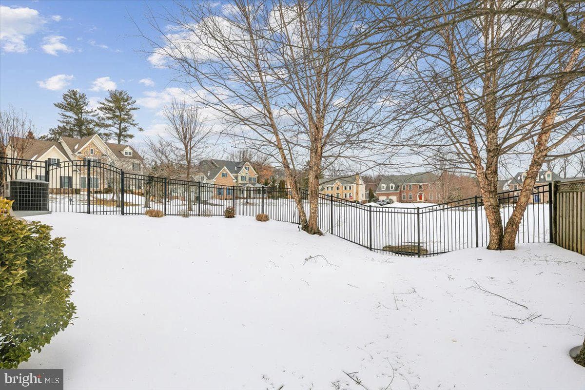 10321 Lynch Lane photo 63