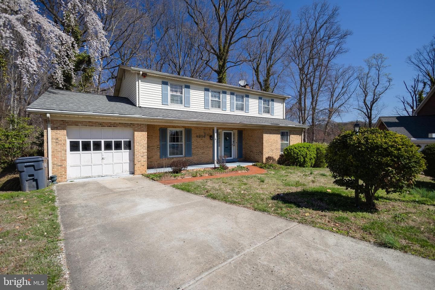 4202 Stanby Court photo 3