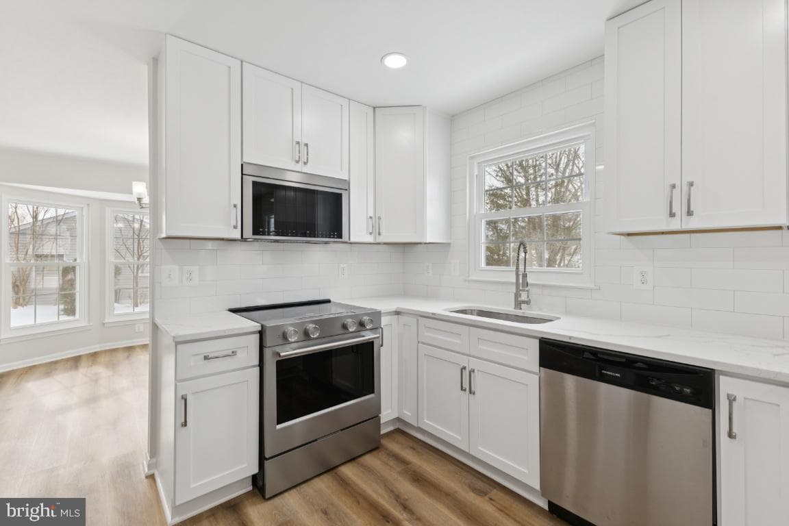 12920 New Parkland Drive photo 13