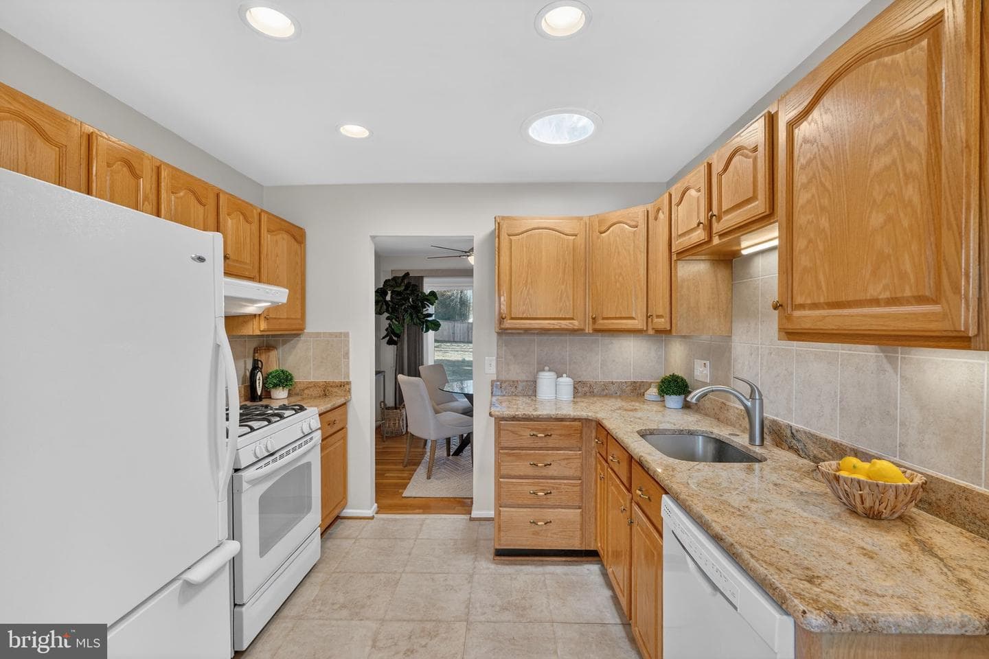 6424 Cabell Court photo 14