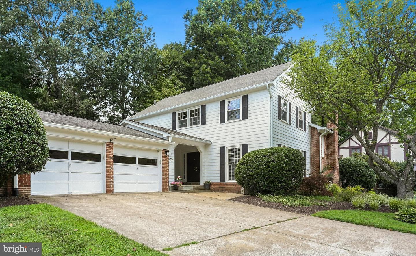 3702 Moss Brooke Court