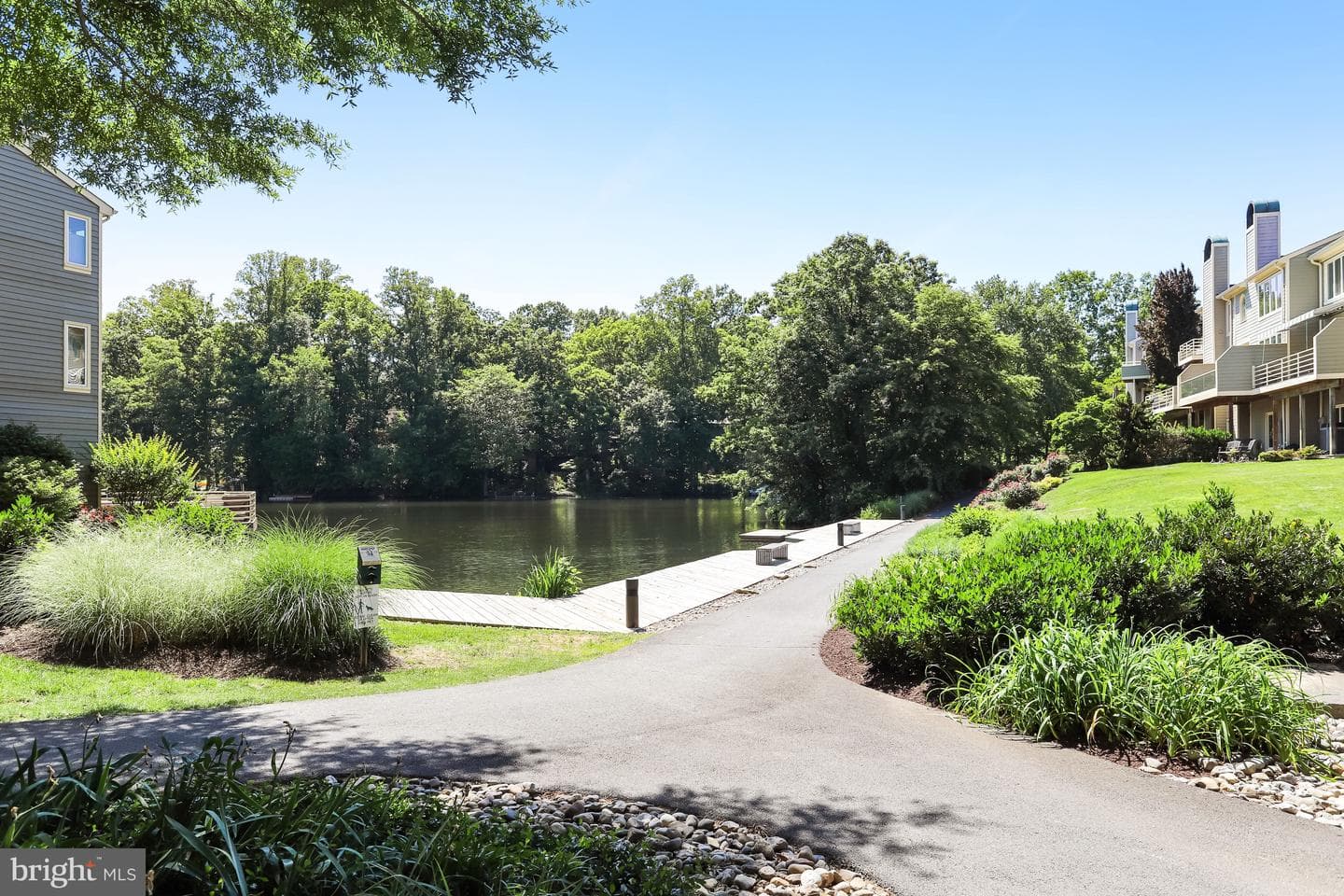 1953 Lakeport Way, Reston