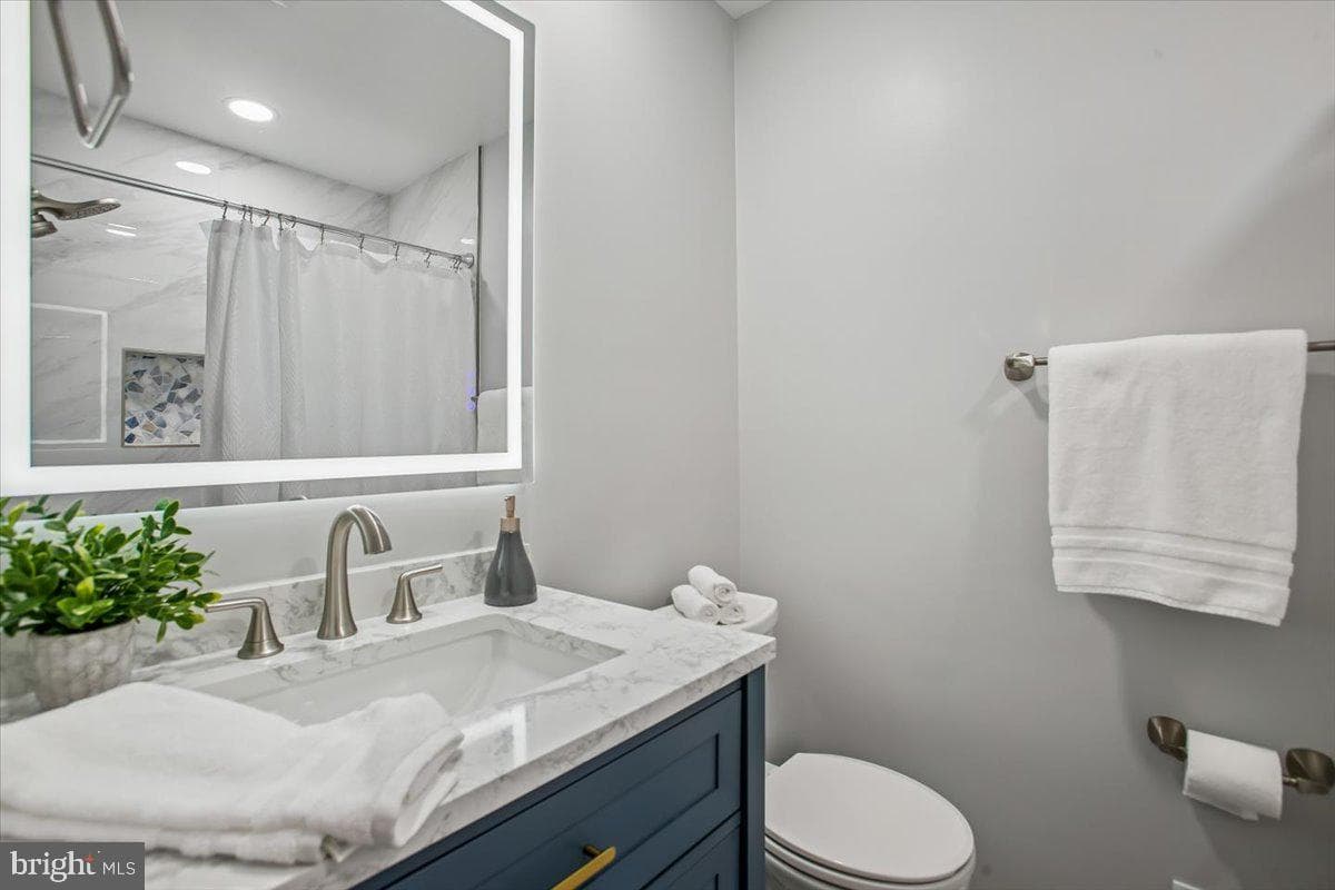 6916 Ruskin Street photo 32