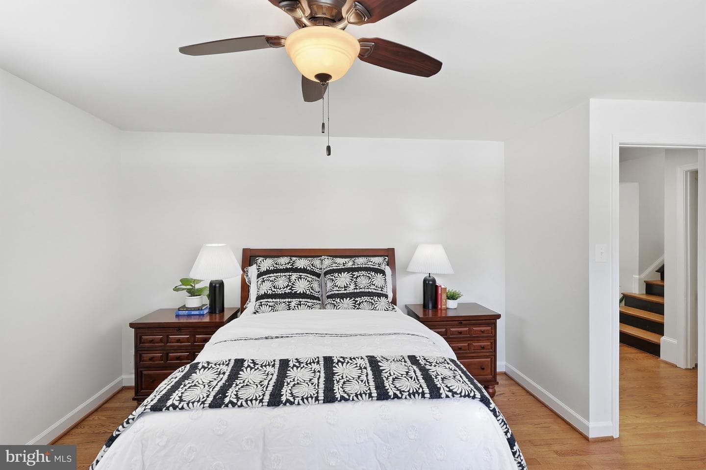 6506 Cygnet Drive photo 31