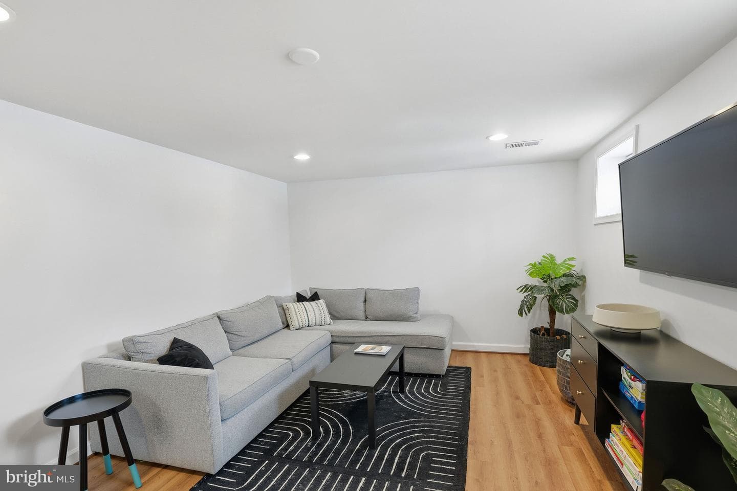 6506 Cygnet Drive photo 36