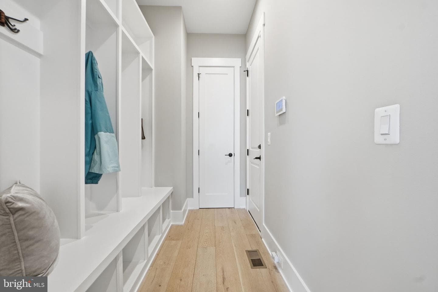 315 Charles Street SE photo 16