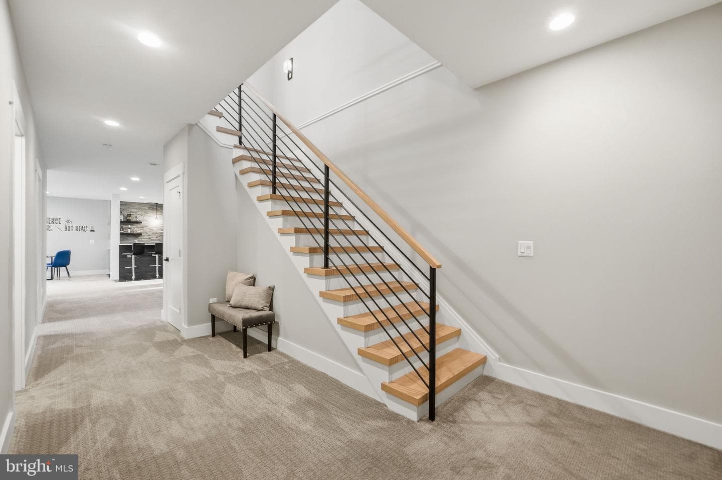 315 Charles Street SE photo 64