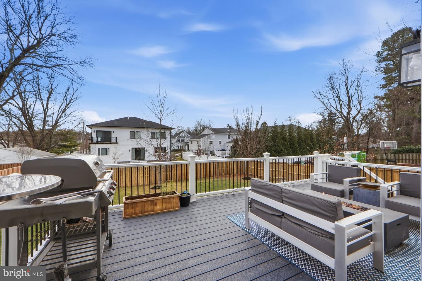 315 Charles Street SE photo 81