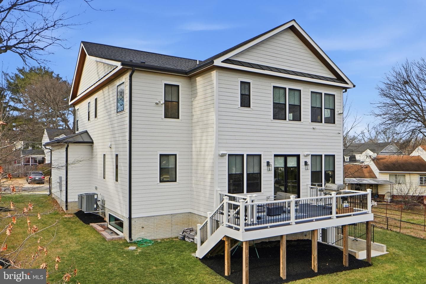 315 Charles Street SE photo 82