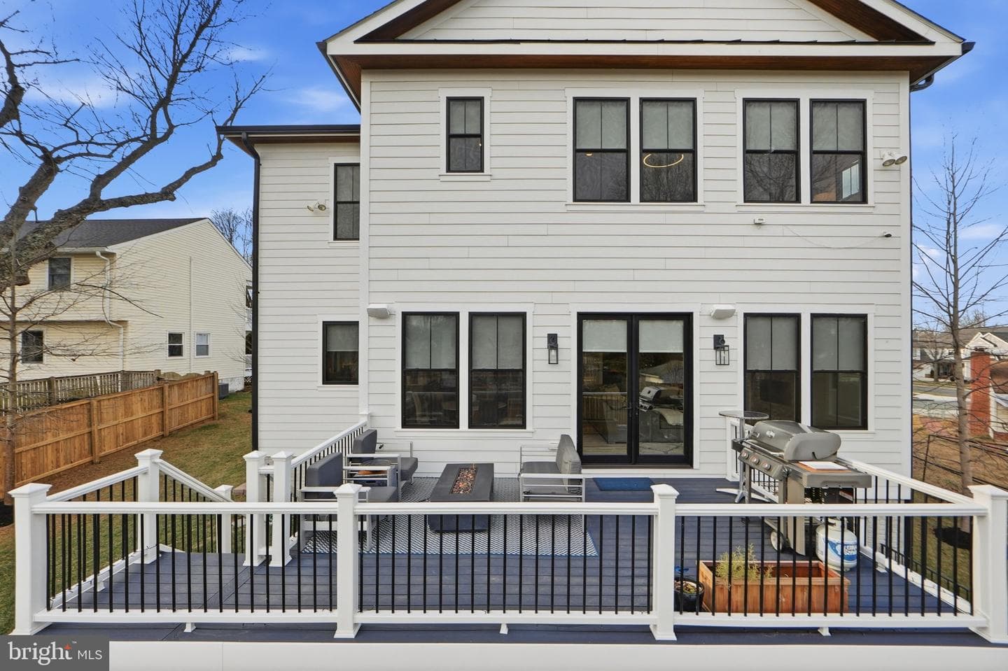 315 Charles Street SE photo 84