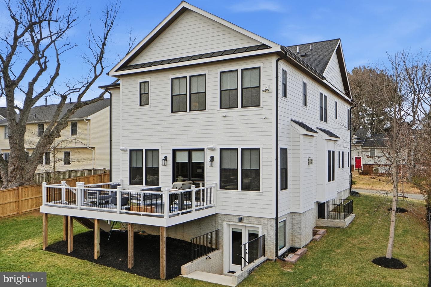 315 Charles Street SE photo 85