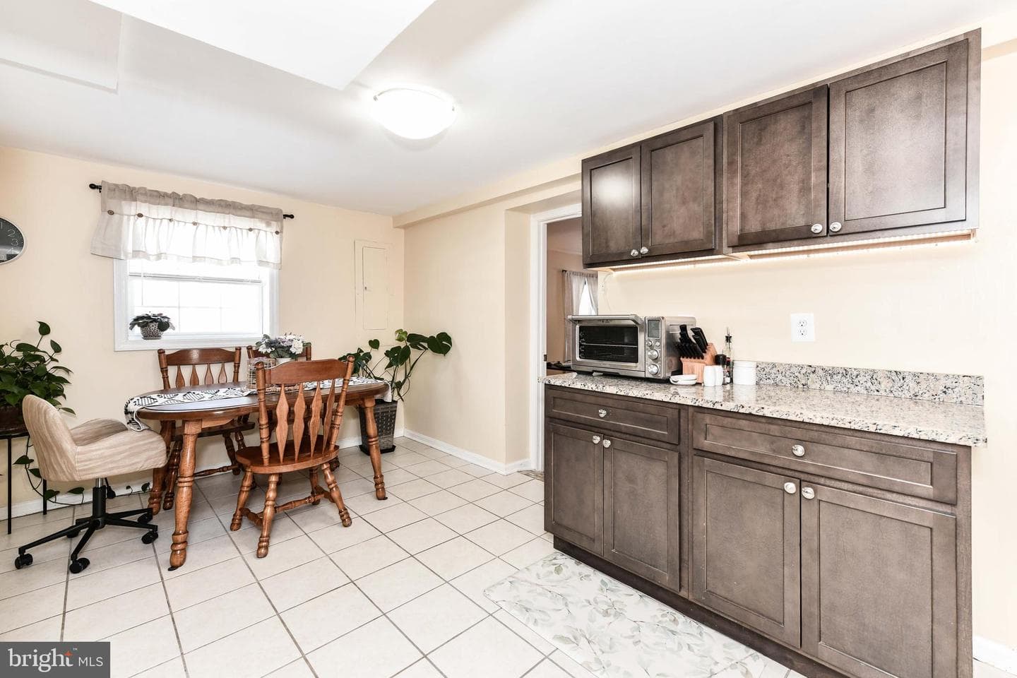 7518 Fairwood Lane photo 30