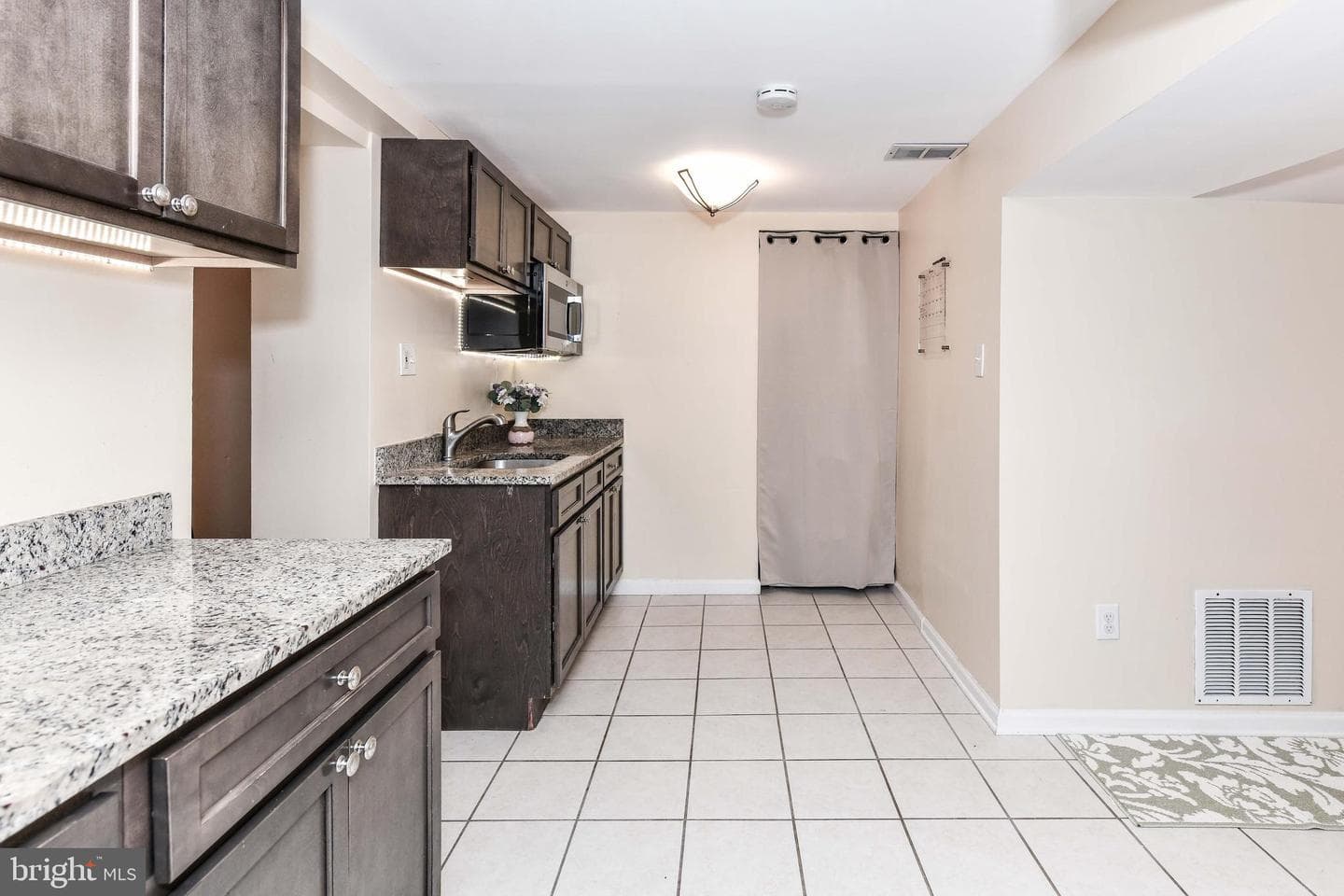 7518 Fairwood Lane photo 38