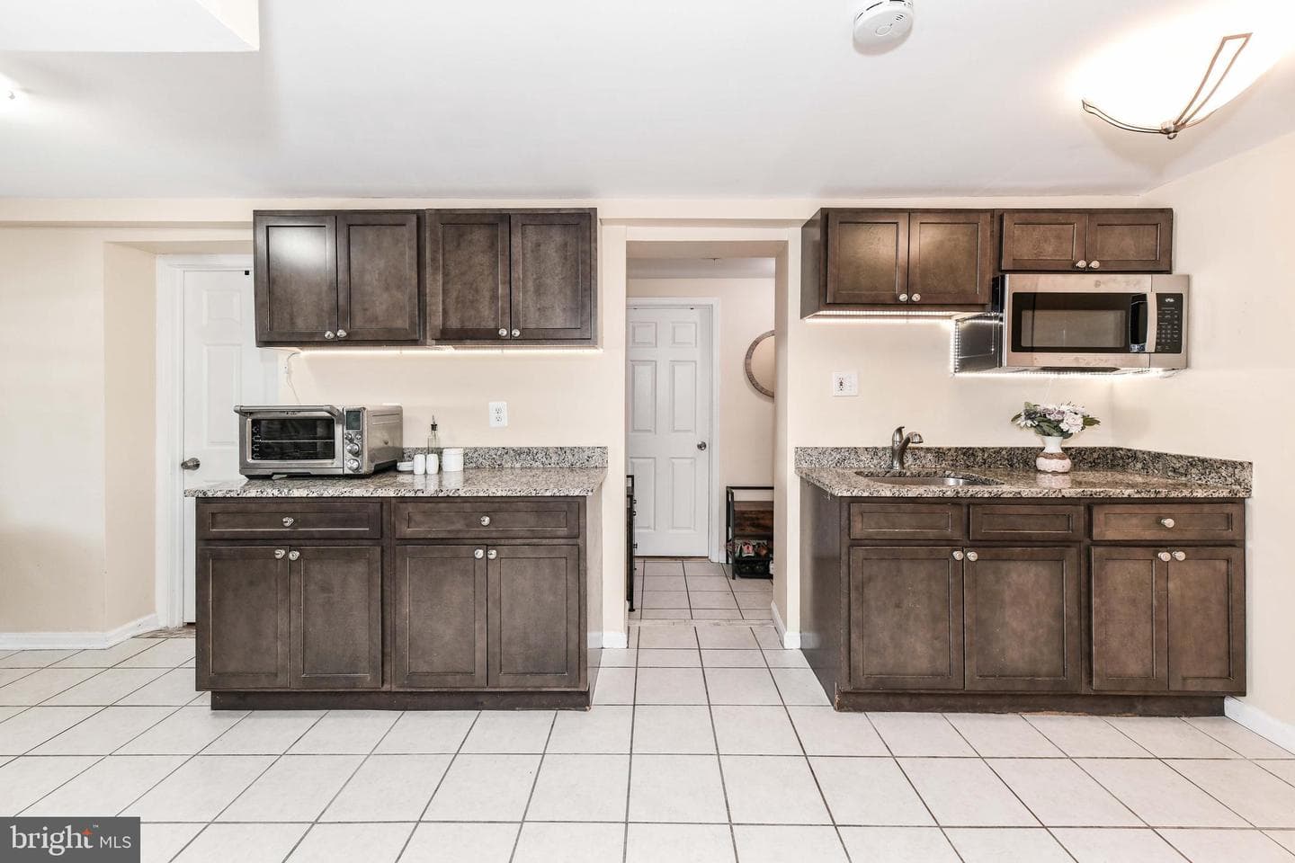 7518 Fairwood Lane photo 39