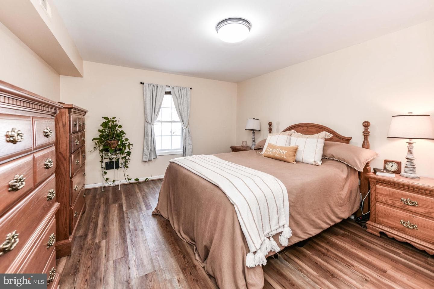 7518 Fairwood Lane photo 42