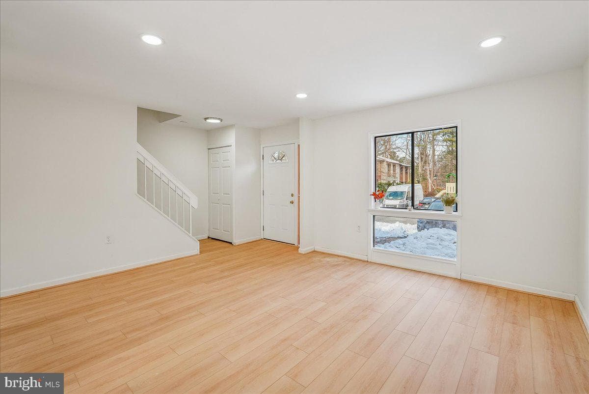 2315 Emerald Heights Court photo 2