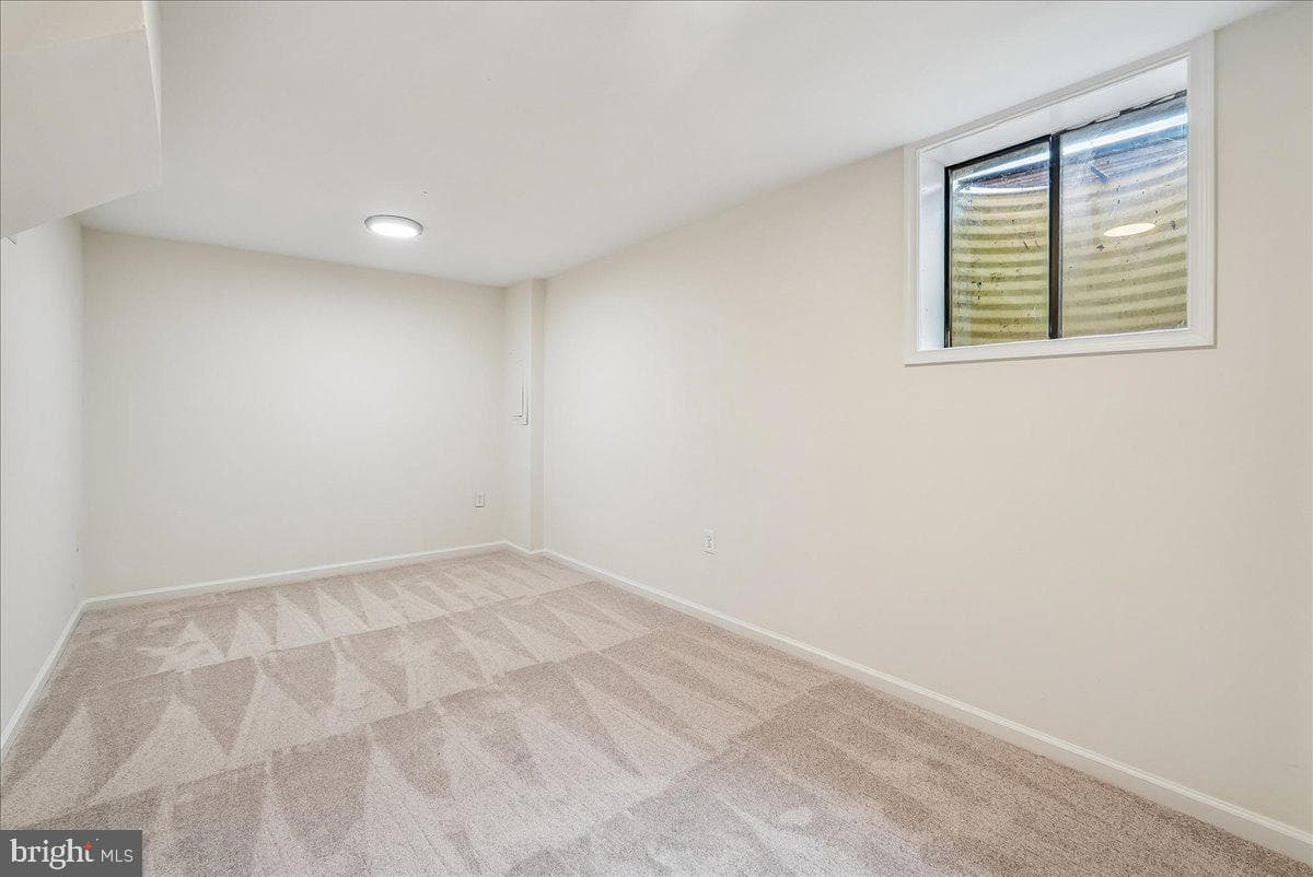 2315 Emerald Heights Court photo 28