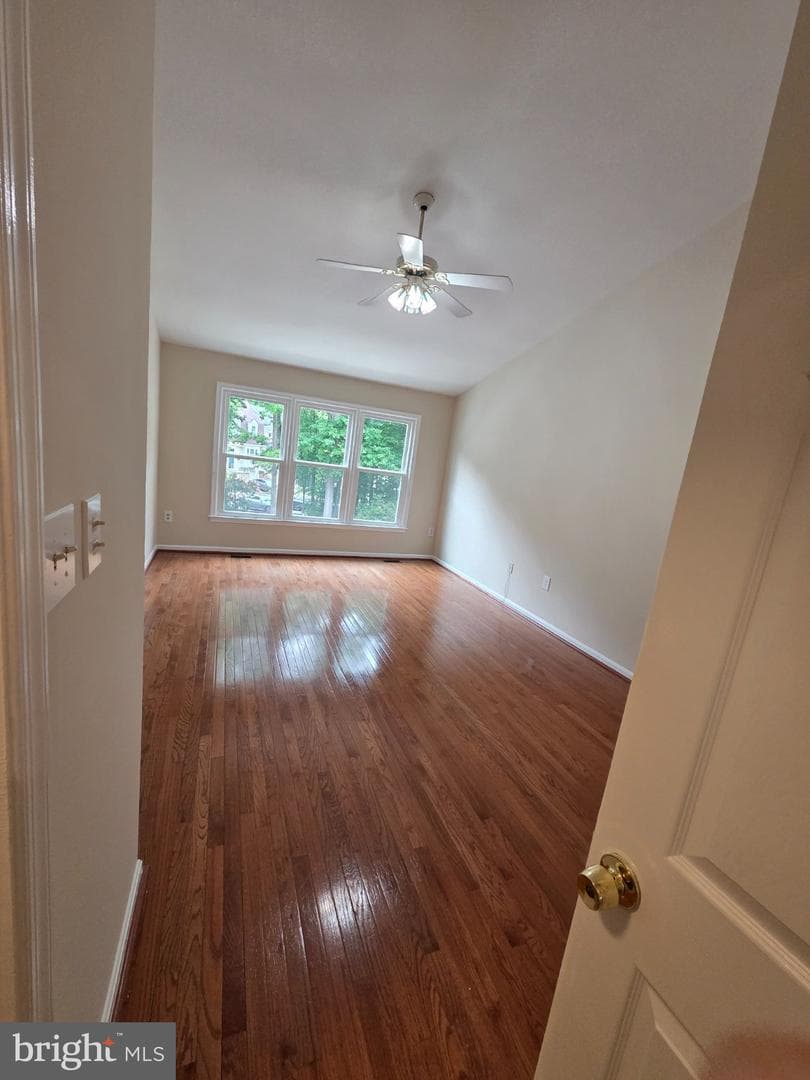 7229 Olde Lantern Way photo 19