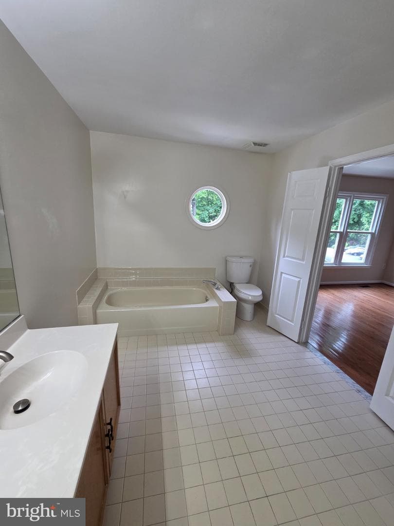 7229 Olde Lantern Way photo 34