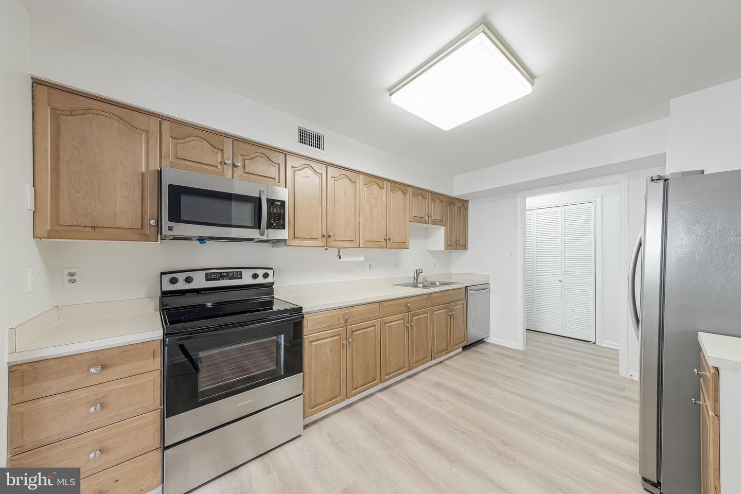 1427 Church Hill Place photo 12
