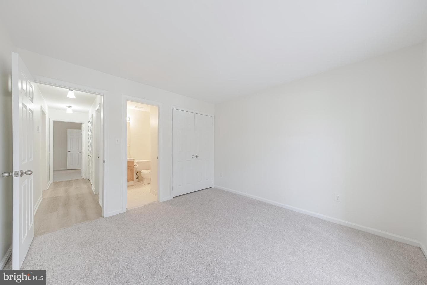 1427 Church Hill Place photo 17