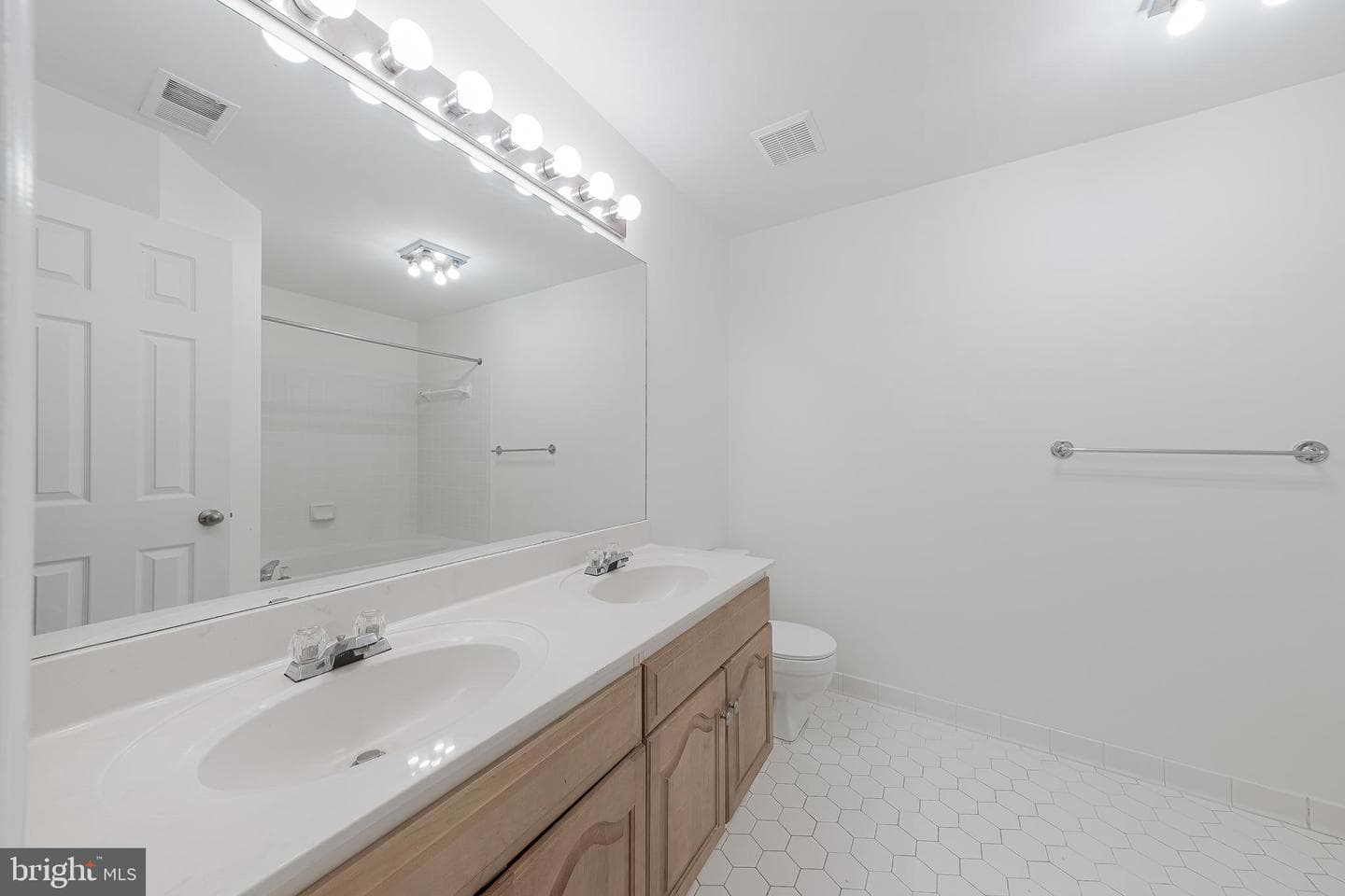 1427 Church Hill Place photo 26
