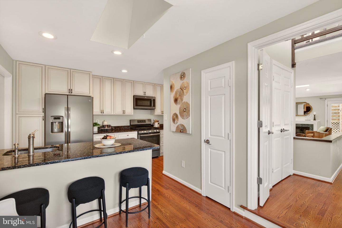 2924 Elmesmeade Court photo 22