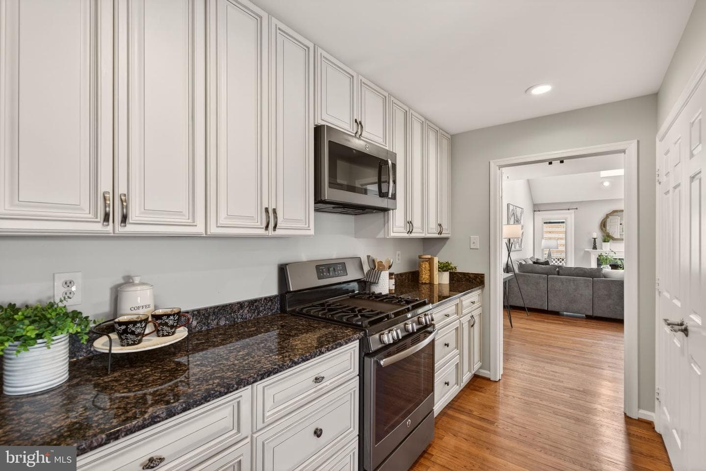 2924 Elmesmeade Court photo 25