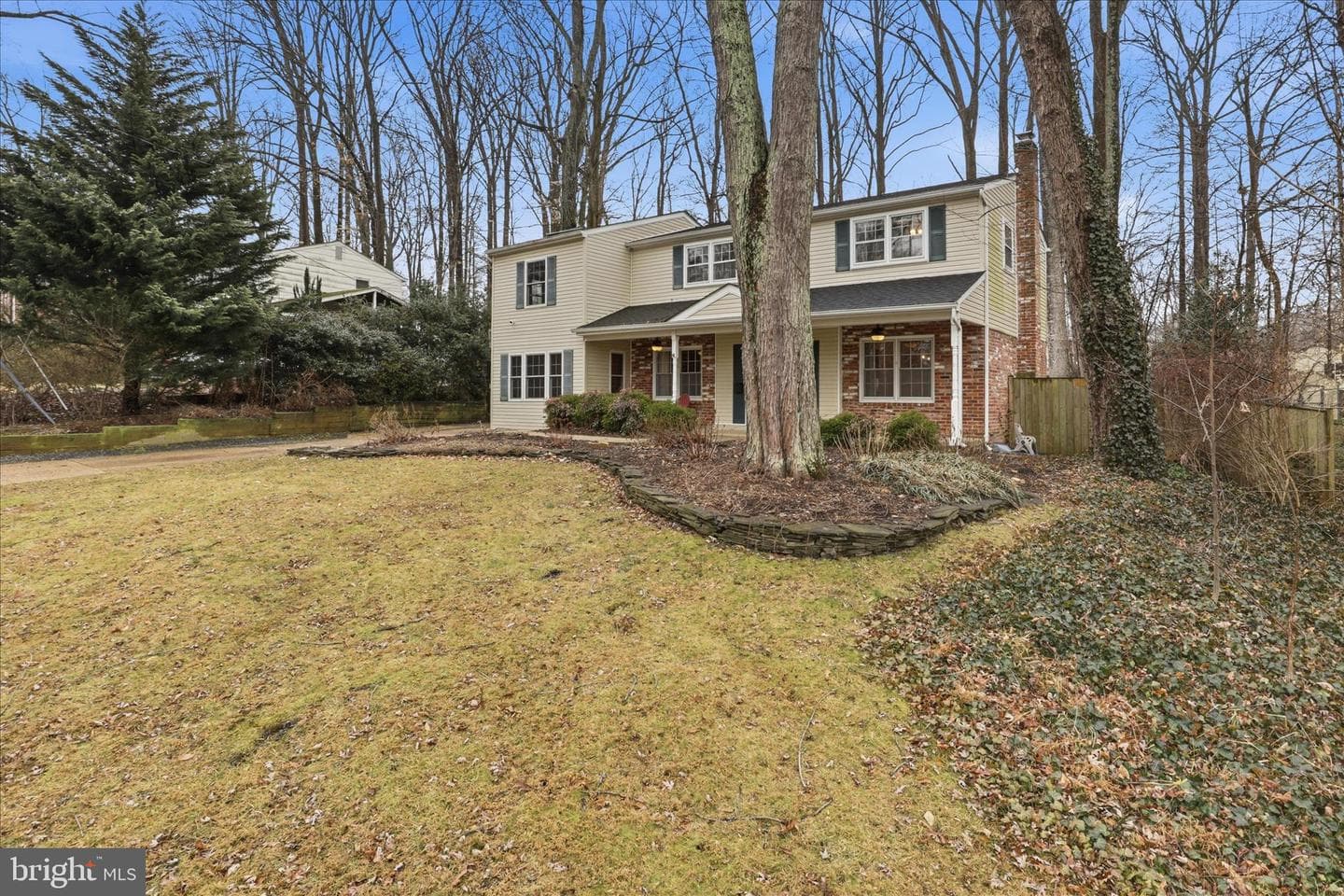 4901 Red Fox Drive photo 2