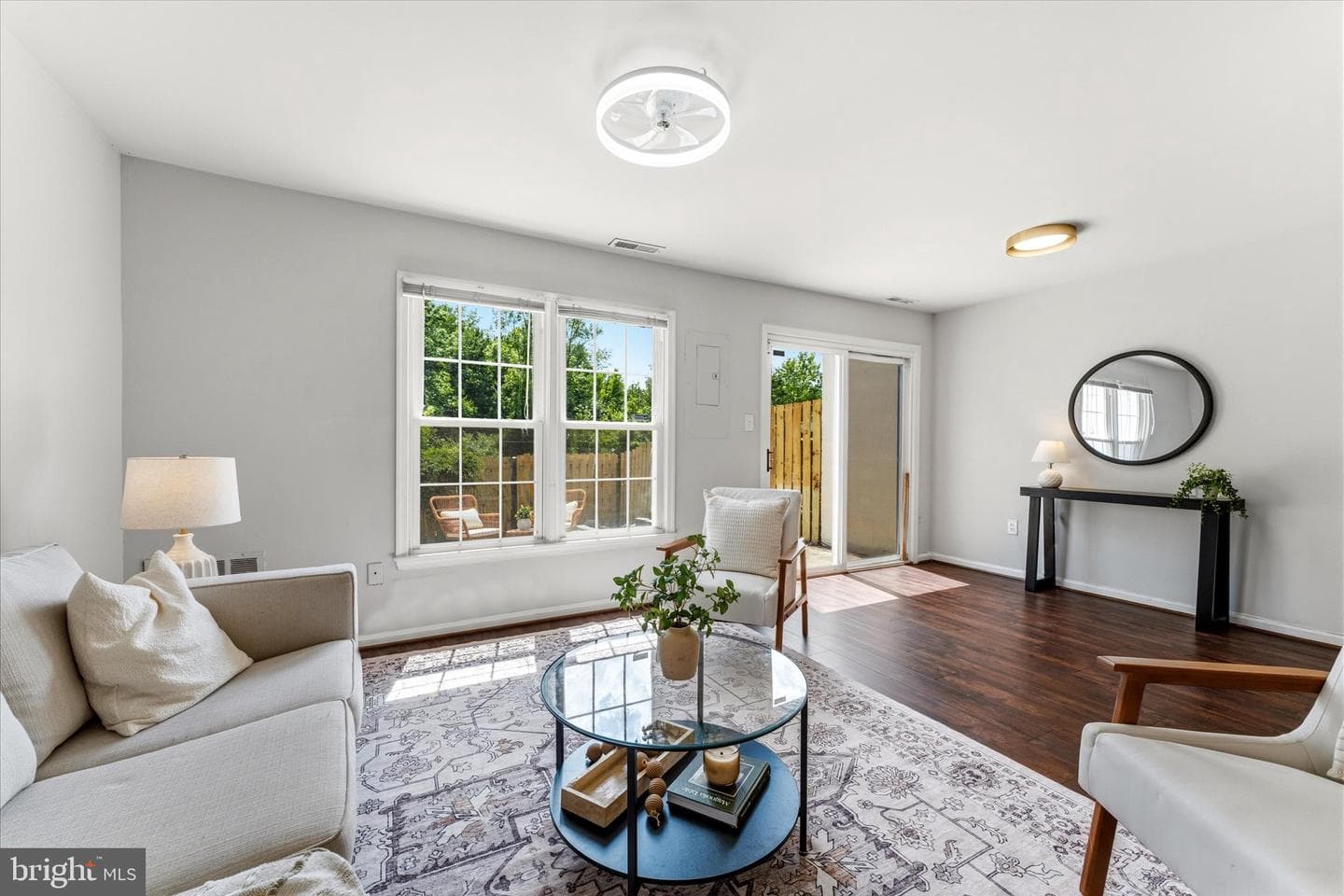 5838 Burke Manor Court photo 17
