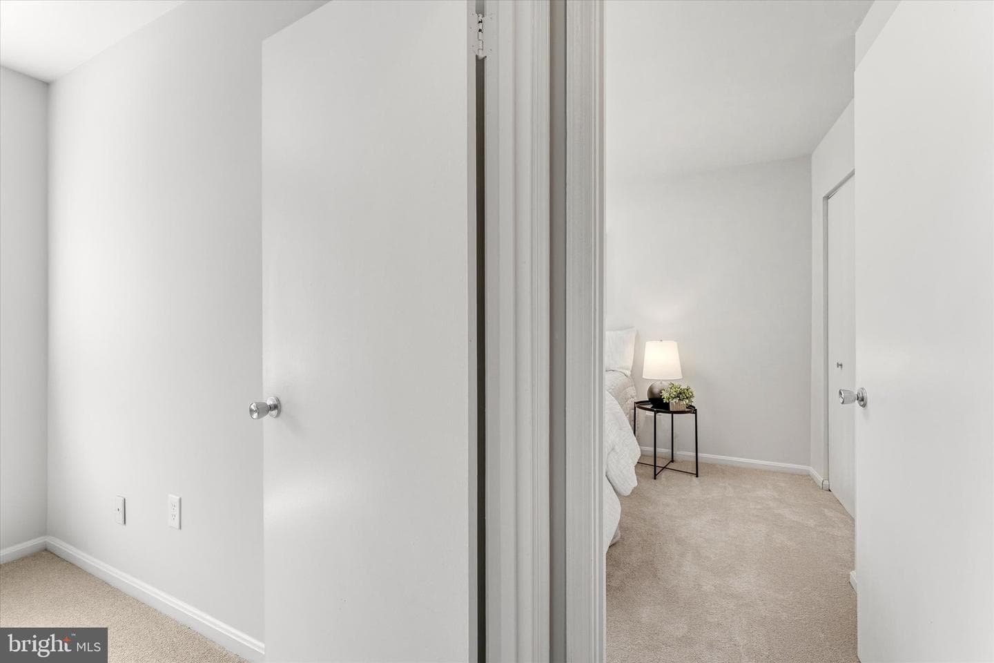 5838 Burke Manor Court photo 22
