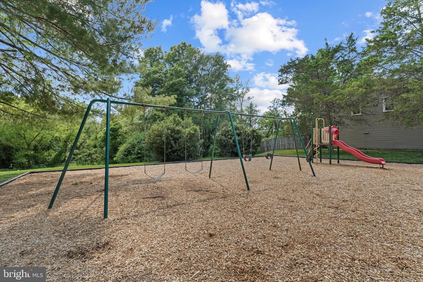 5838 Burke Manor Court photo 32