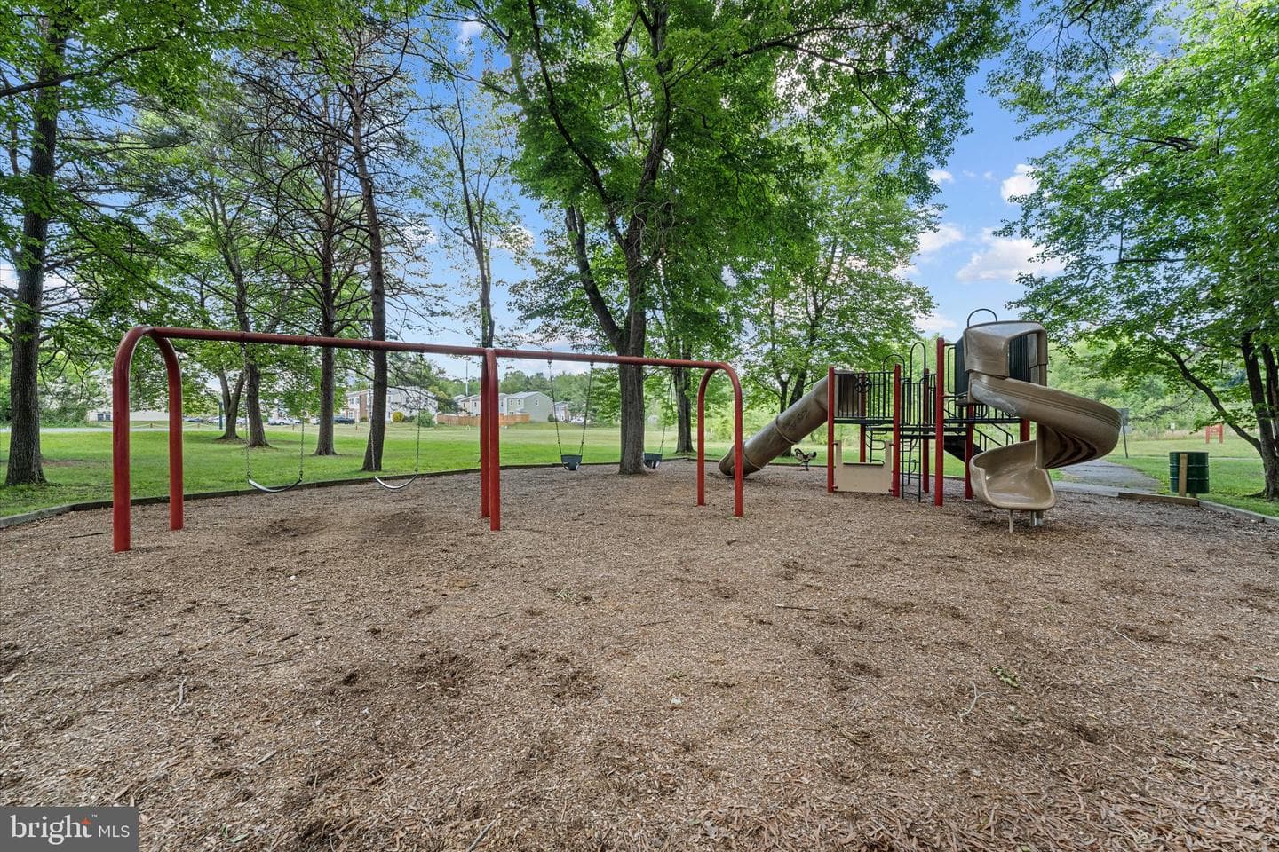 5838 Burke Manor Court photo 34