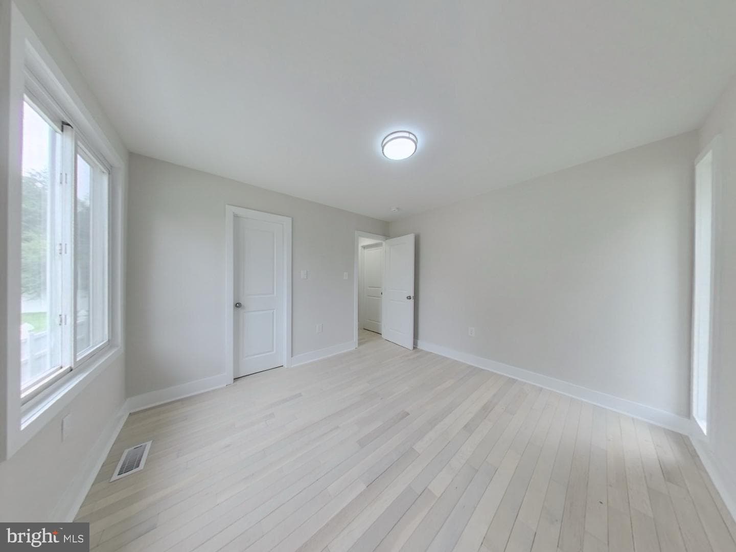 7803 Fordson Road photo 15