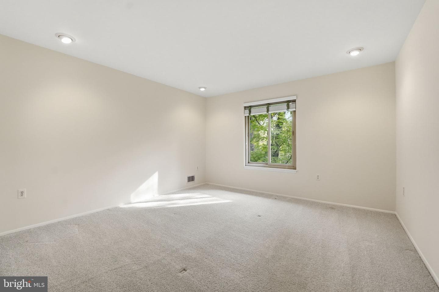 11002 Ring Road photo 35
