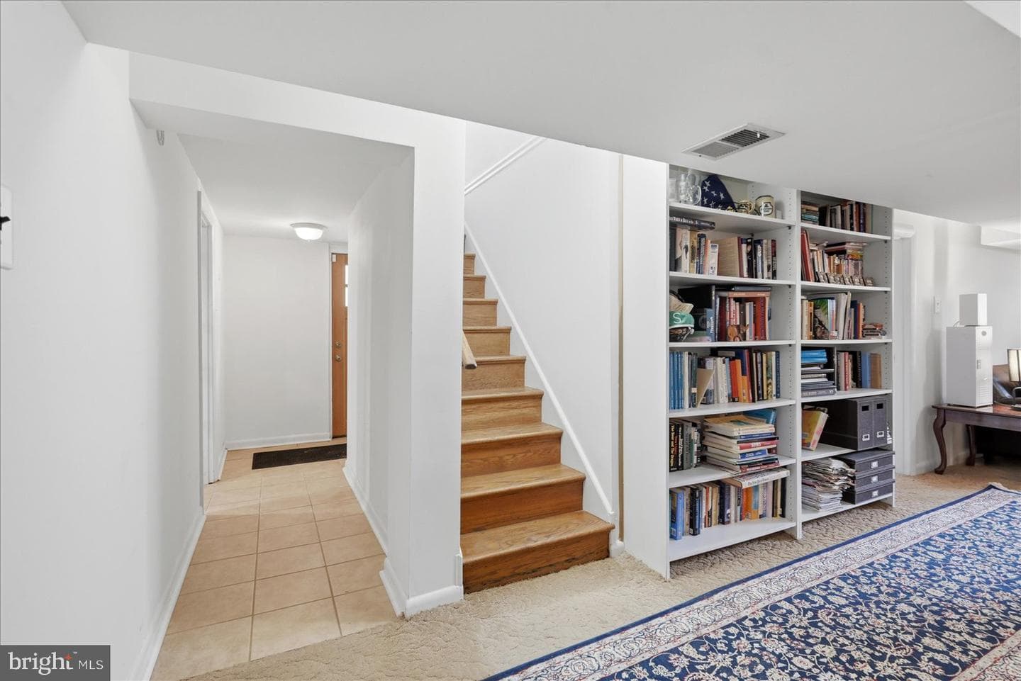6020 Amherst Avenue photo 17